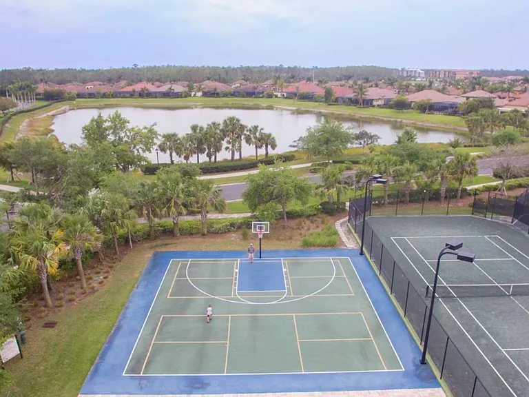 9837 Venezia Cir #2-ID1049682P — Photo 20