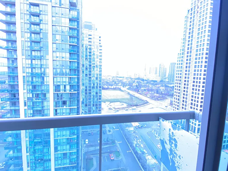 3504 Hurontario St #3107 — Photo 11