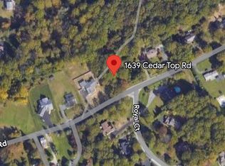 1639 Cedar Top Rd, Reading, PA 19607