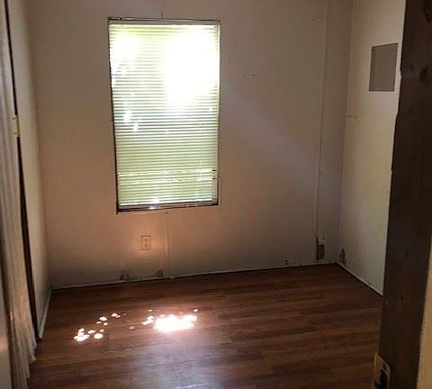 3rd image of 5075 Countryside Ct