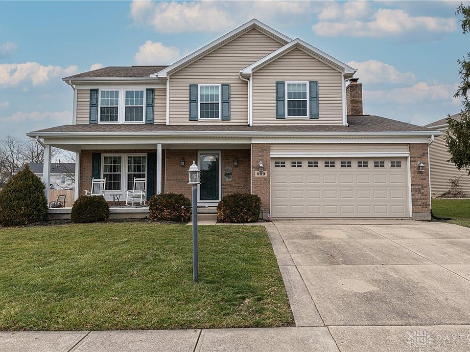 1st image of 909 Greenway Ct