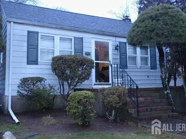 517 Grove Ave, Edison, NJ 08820