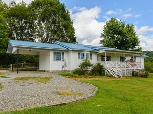 1178 Bailey St, Mars Hill, NC 28754