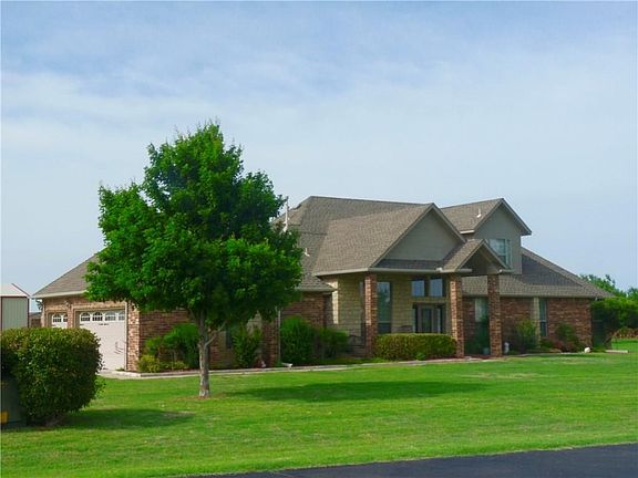 2nd image of 14731 Clair Ct W