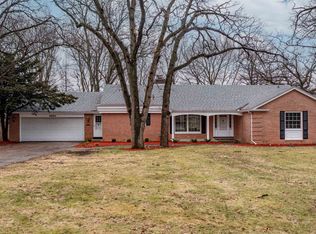 1861 Arrowhead Dr, Beloit, WI 53511