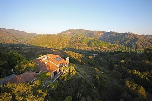 Aerial Showing Mountain Views