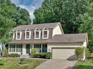 11449 Mastin St, Overland Park, KS 66210
