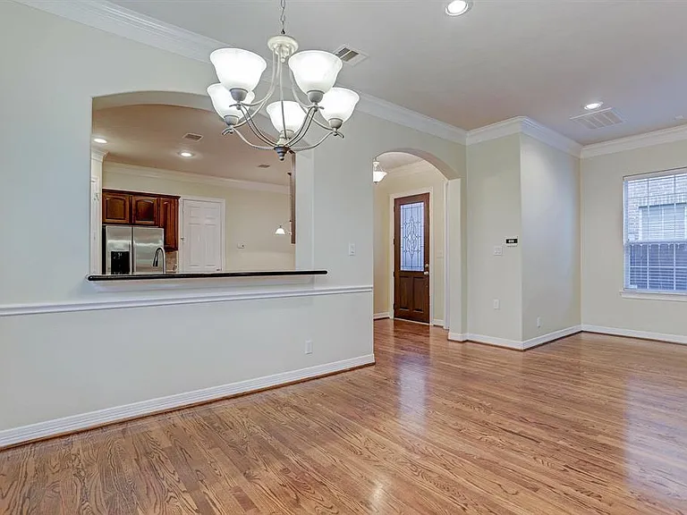 7604 Janak Dr — Photo 12