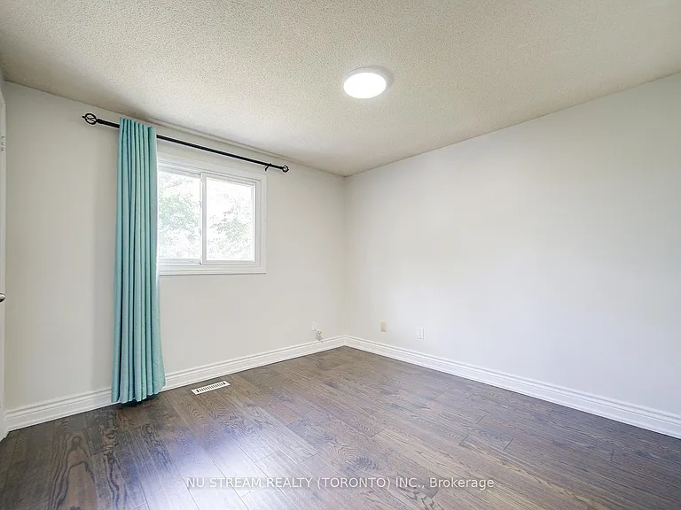 58 Elson St — Photo 12