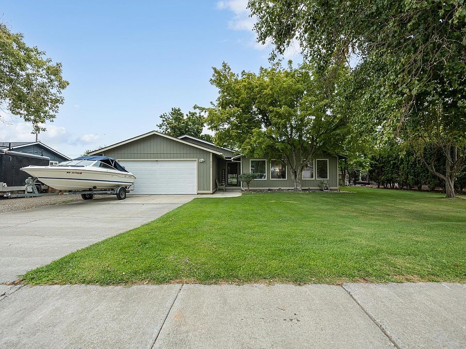 1st image of 2722 W John Day Ave