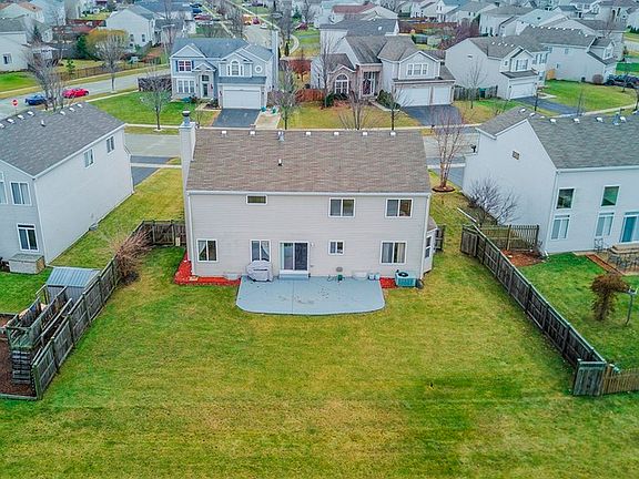 2nd image of 2823 Arches Dr