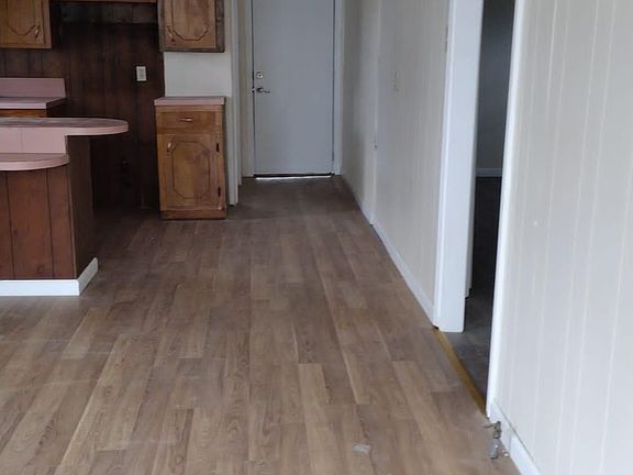 3rd image of 117 Spencer St