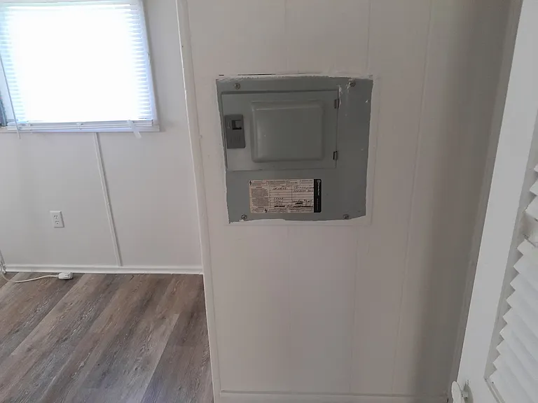 7335 Grand Prairie Hwy #3 — Photo 14