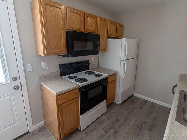 5305-5307 Currituck Ln — Photo 34
