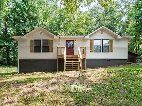 2nd image of 5040 Oak Leaf Cir