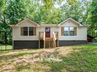 5040 Oak Leaf Cir, Adamsville, AL 35005