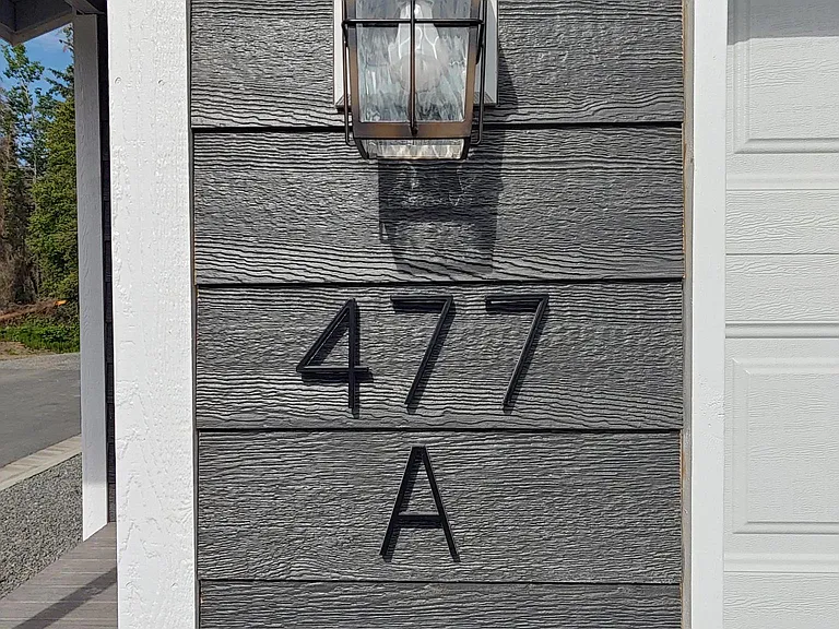 477 W Redoubt Ave #A — Photo 3