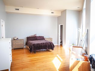 1307 N Clybourn Ave #1, Chicago, IL 60610