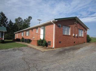 340 Hall Rd APT 3, Westminster, SC 29693