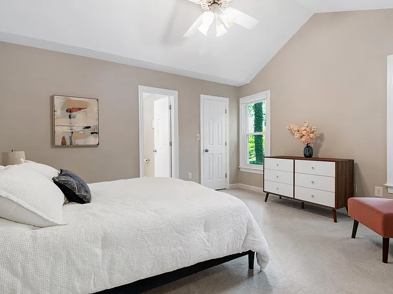 113 Wethersfield Dr — Photo 30