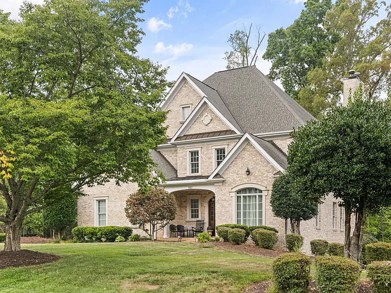 7517 Henson Forest Dr — Photo 1