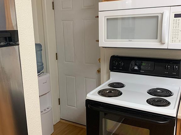 3rd image of 2907 Glacier State Dr Unit 3