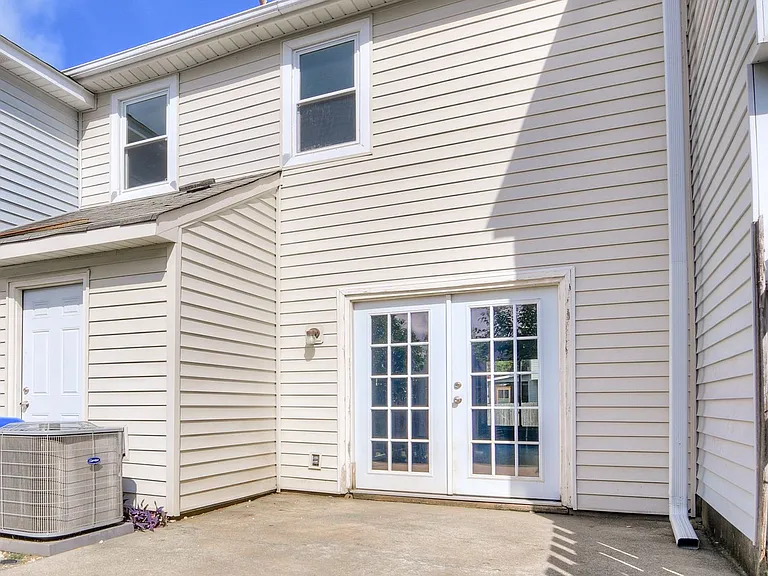 2906 Running Creek Ln — Photo 8