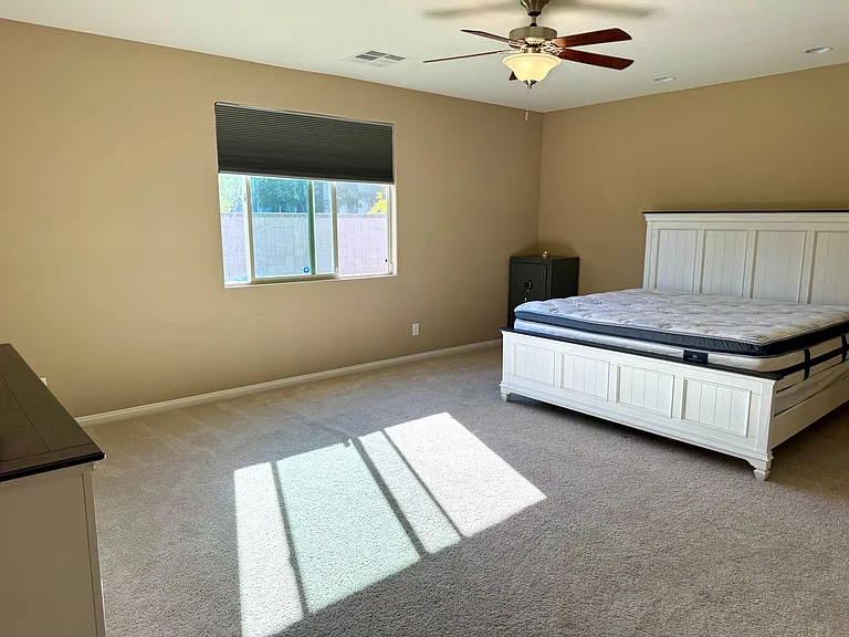 6298 Starflare St — Photo 9