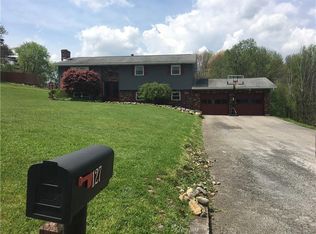 127 Pleasantview St, Beaver Falls, PA