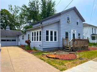 516 W Main St, Geneva, OH 44041