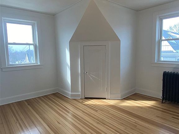 2nd image of 127 Maple Ave Floor 3