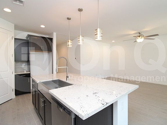 3rd image of 17694 W Pinnacle Vista Dr