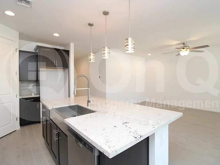 17694 W Pinnacle Vista Dr — Photo 5