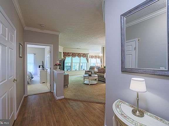 5th image of 9502 Amberleigh Ln #9502G