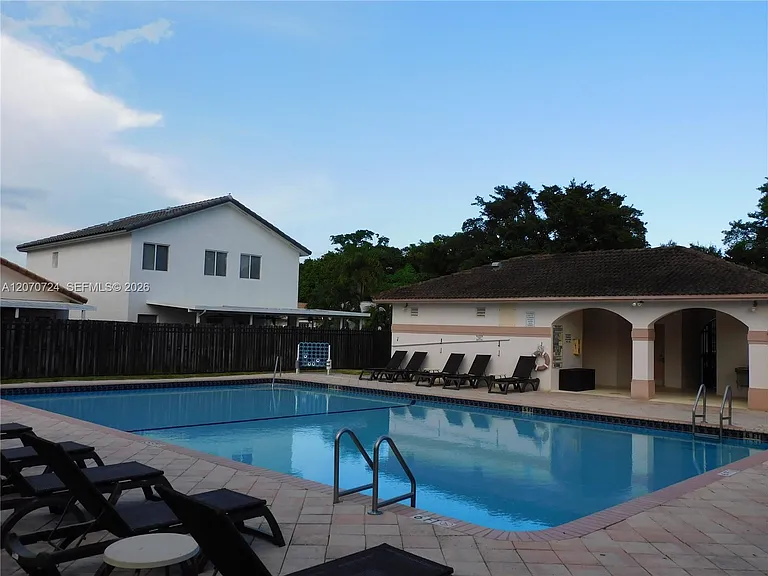 14271 SW 150th Ave — Photo 11