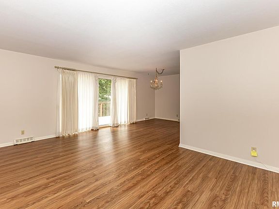 4th image of 5317 36th Avenue Ct