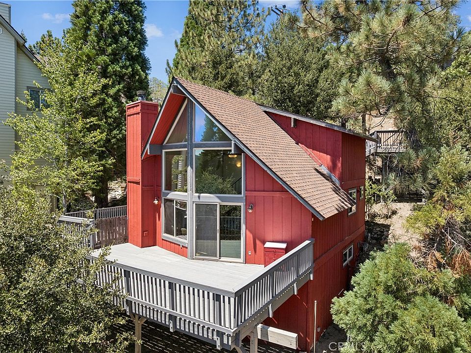 1st image of 27711 Alpen Dr
