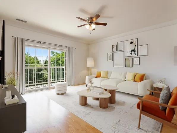 132 Clocktower Dr Unit 4402, Waltham, MA 02452