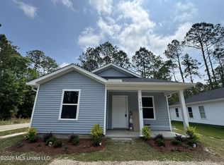 7372 Tunica St, Bay Saint Louis, MS 39520