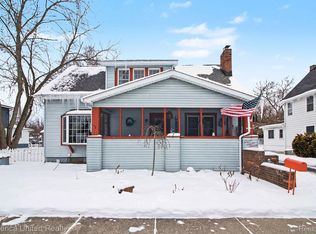 224 S 2nd St, Brighton, MI 48116