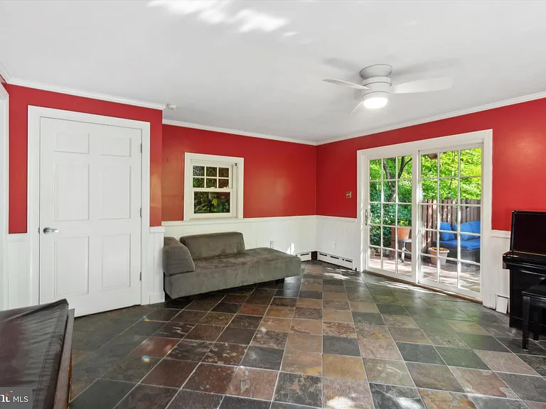 626 Lakeside Ave — Photo 19