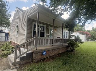 406 Crestview Dr, Hopkinsville, KY 42240