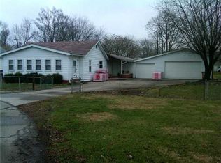 641 N Cherry St, Columbus, IN 47201