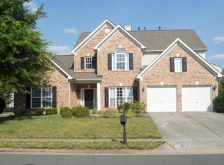 8803 Sedgeburn Dr, Charlotte, NC 28278