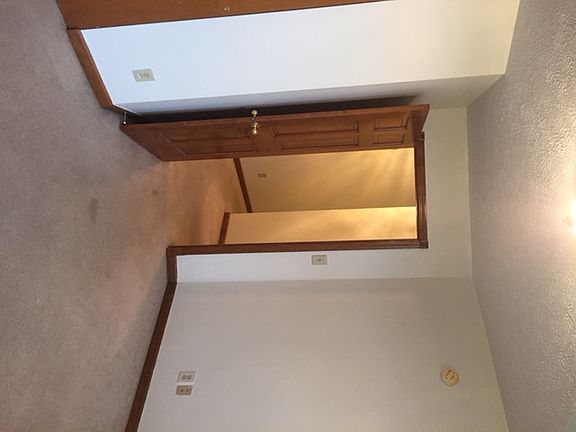 5th image of 5556 Adina St