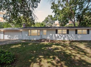 1314 Van Stone Dr, Machesney Park, IL 61115