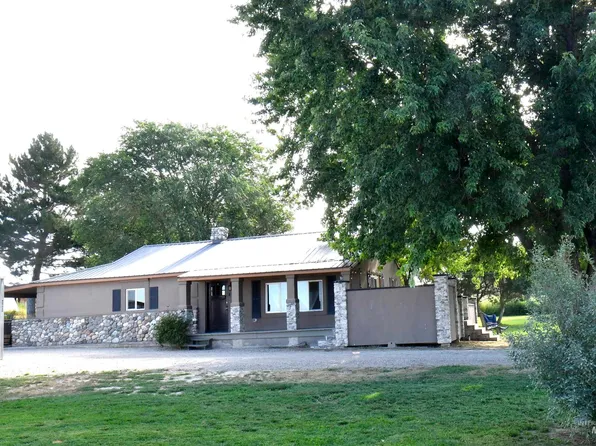 198 W 100 N, Jerome, ID 83338