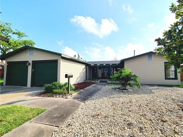 5710 Hinman Dr, Corpus Christi, TX 78412