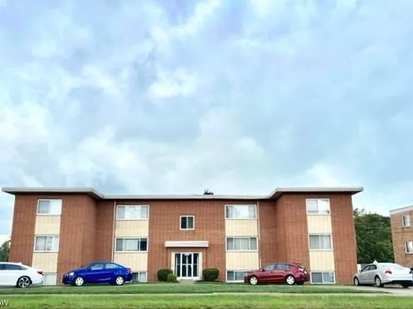 20550 Detroit Rd APT 6, Rocky River, OH 44116