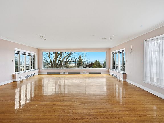 4th image of 61 Rue Belvedere Cir